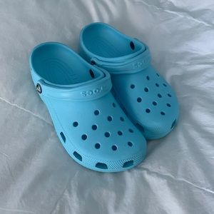 Artic blue CROCS